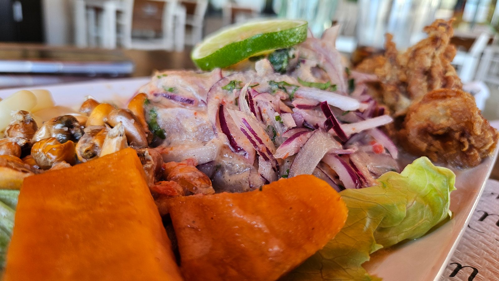 Decoración del restaurante Las Cumbres en Villalba